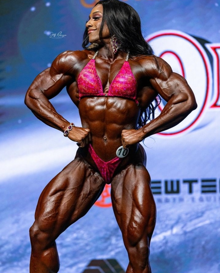 Andrea Shaw Bodybuilding